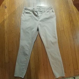 EUC Old Navy rock star khakis size 18
